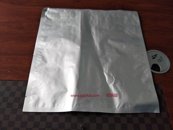 鋁箔袋，鋁箔袋廠家，防靜電鋁箔袋，東莞銘鑫包裝材料制品廠
